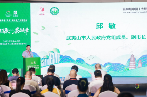 1751946014-3f82ee76e8e9279