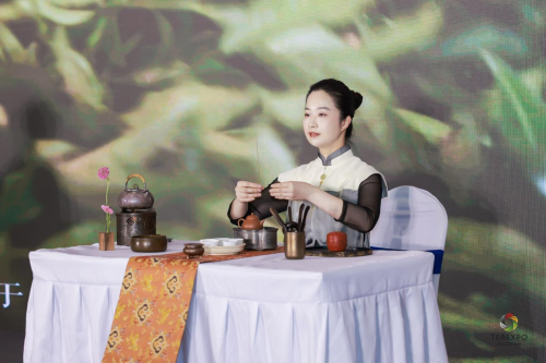 1751946014-f28e157d3b1c1dd