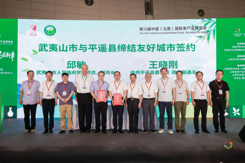 1751946015-b85b4d68645ef9d