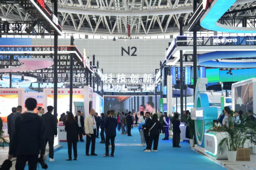 1758973171-818a5a192210816 1758973171-818a5a192210816