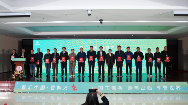 1760799241-38df0ec4ee643d5